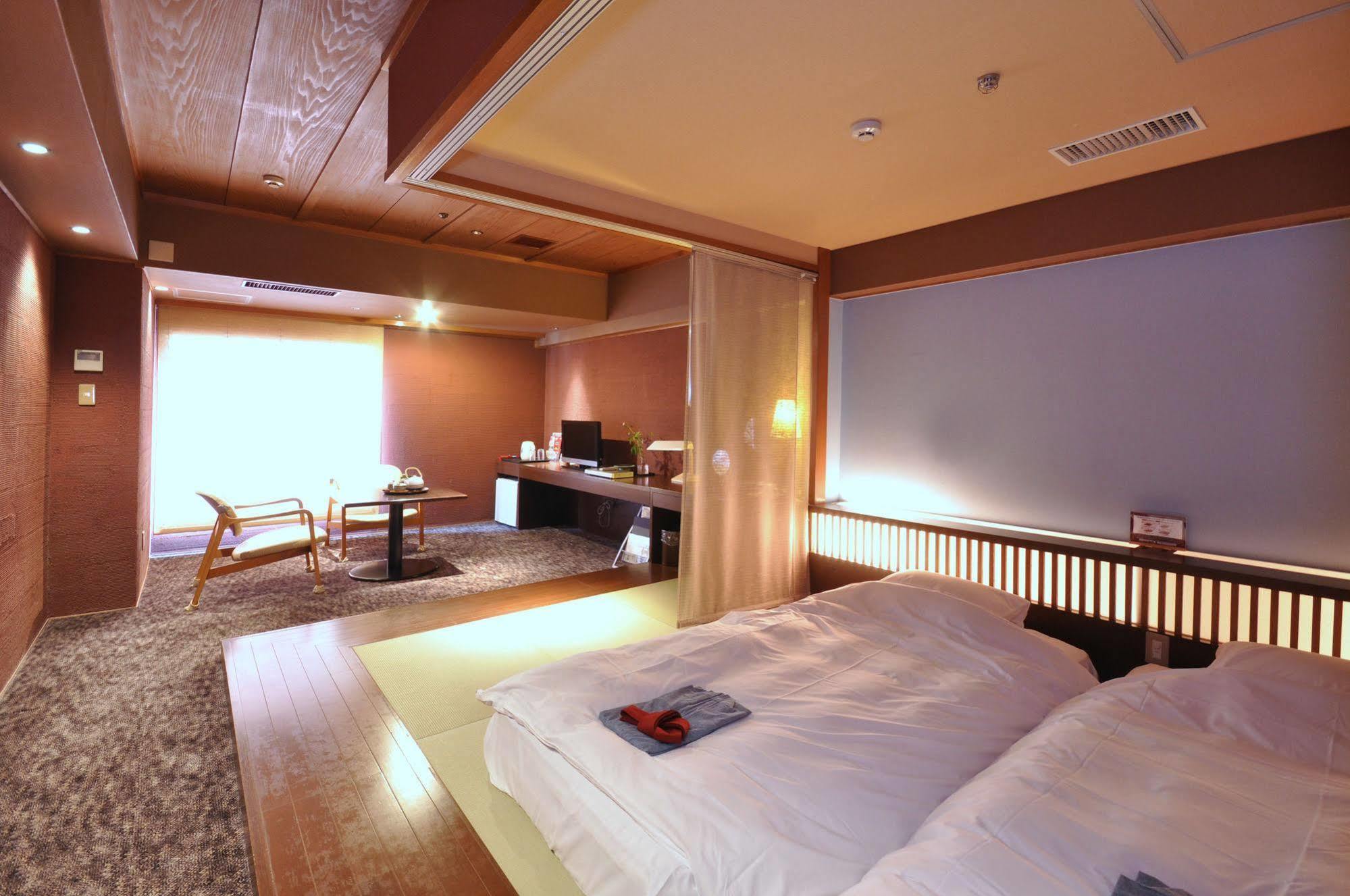 Hotel Ichiei Osaka Dış mekan fotoğraf